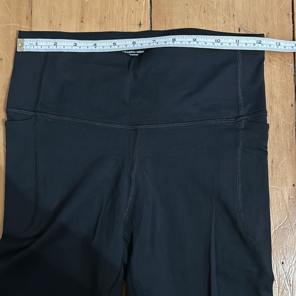 Under Armour leggings - Picture 2 of 5